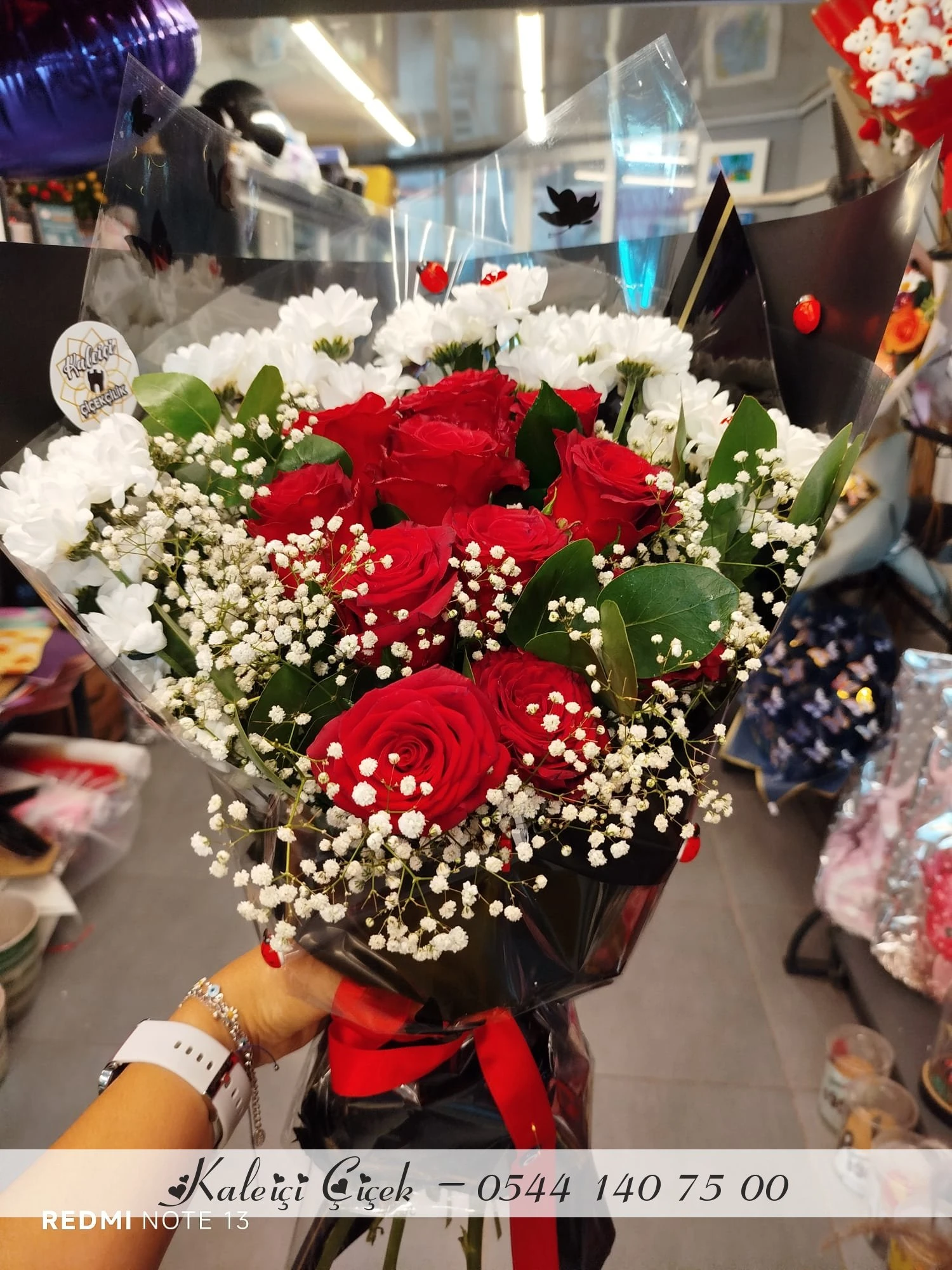 11 Gül Ve Papatyalar (Büyük)