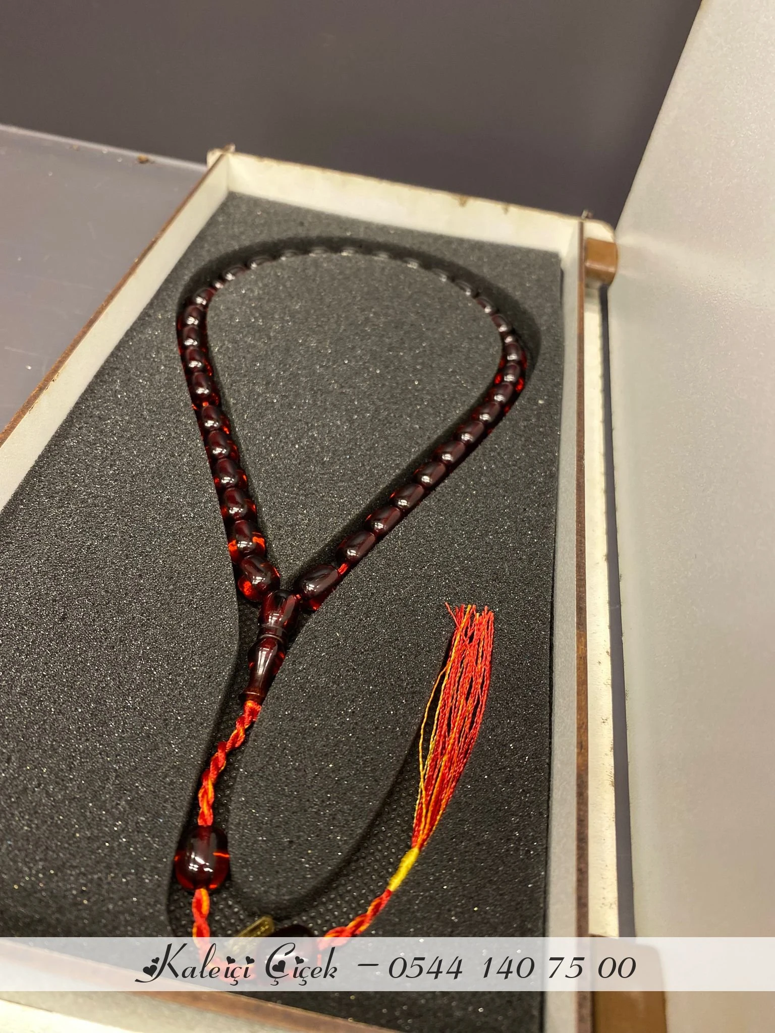 Ateş Kehri̇bar  Ahmet Emi̇n Usta Kesi̇m