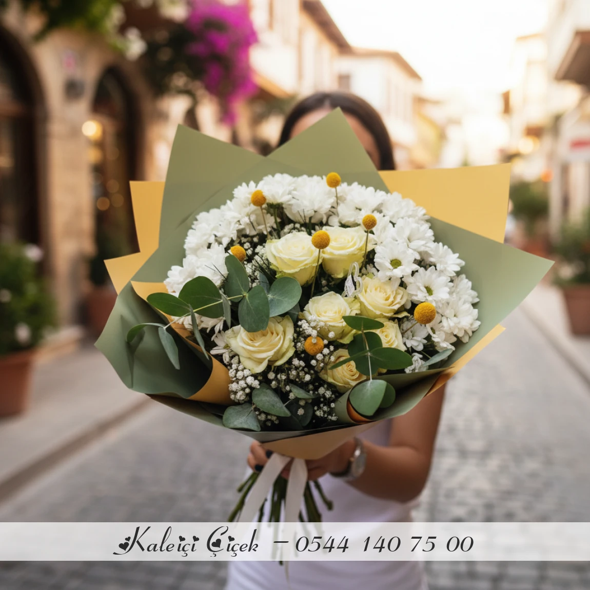 Beyaz Gül Ve Papatyalar