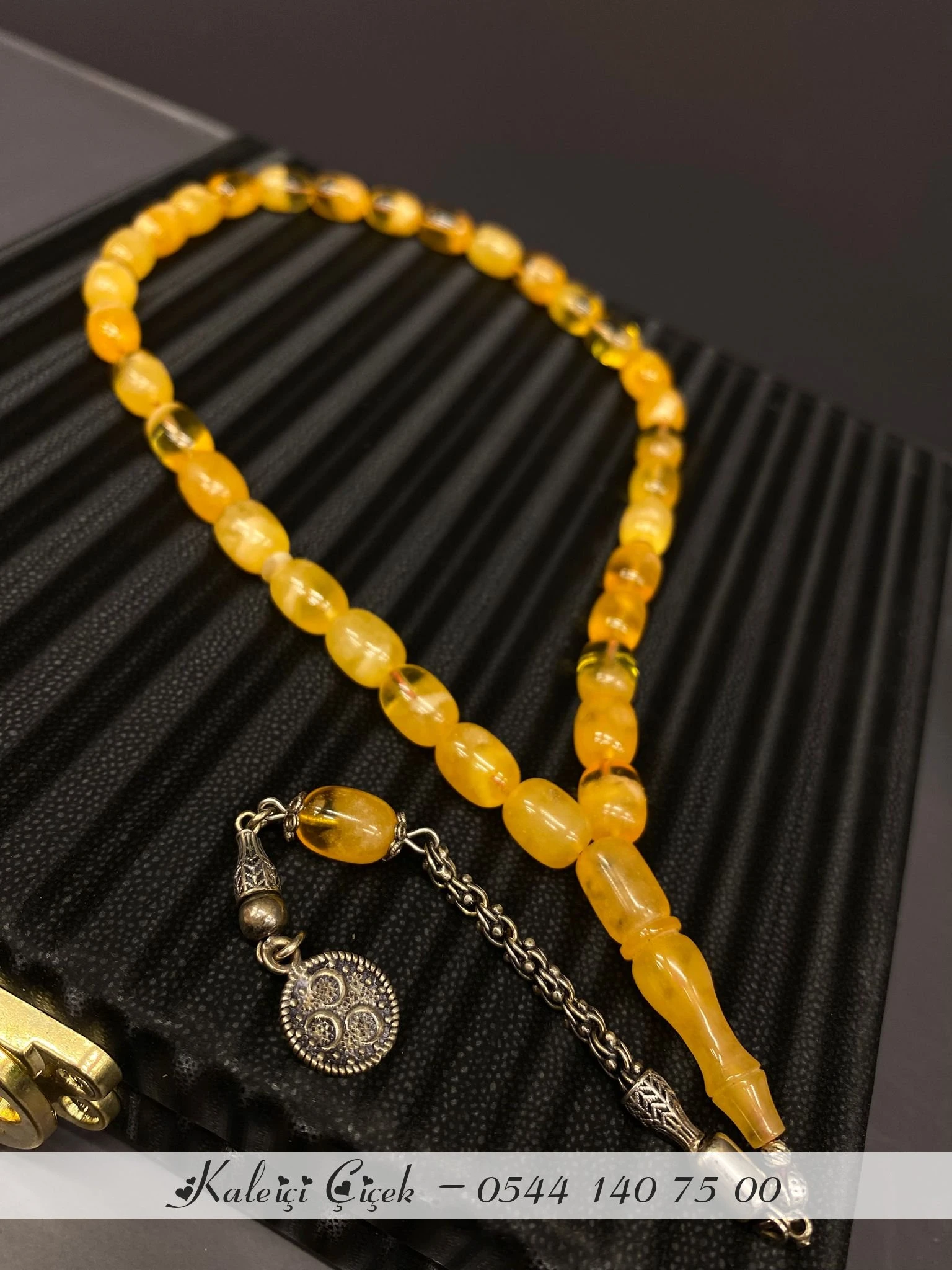 Damla Kehri̇bar Usta Kesi̇m