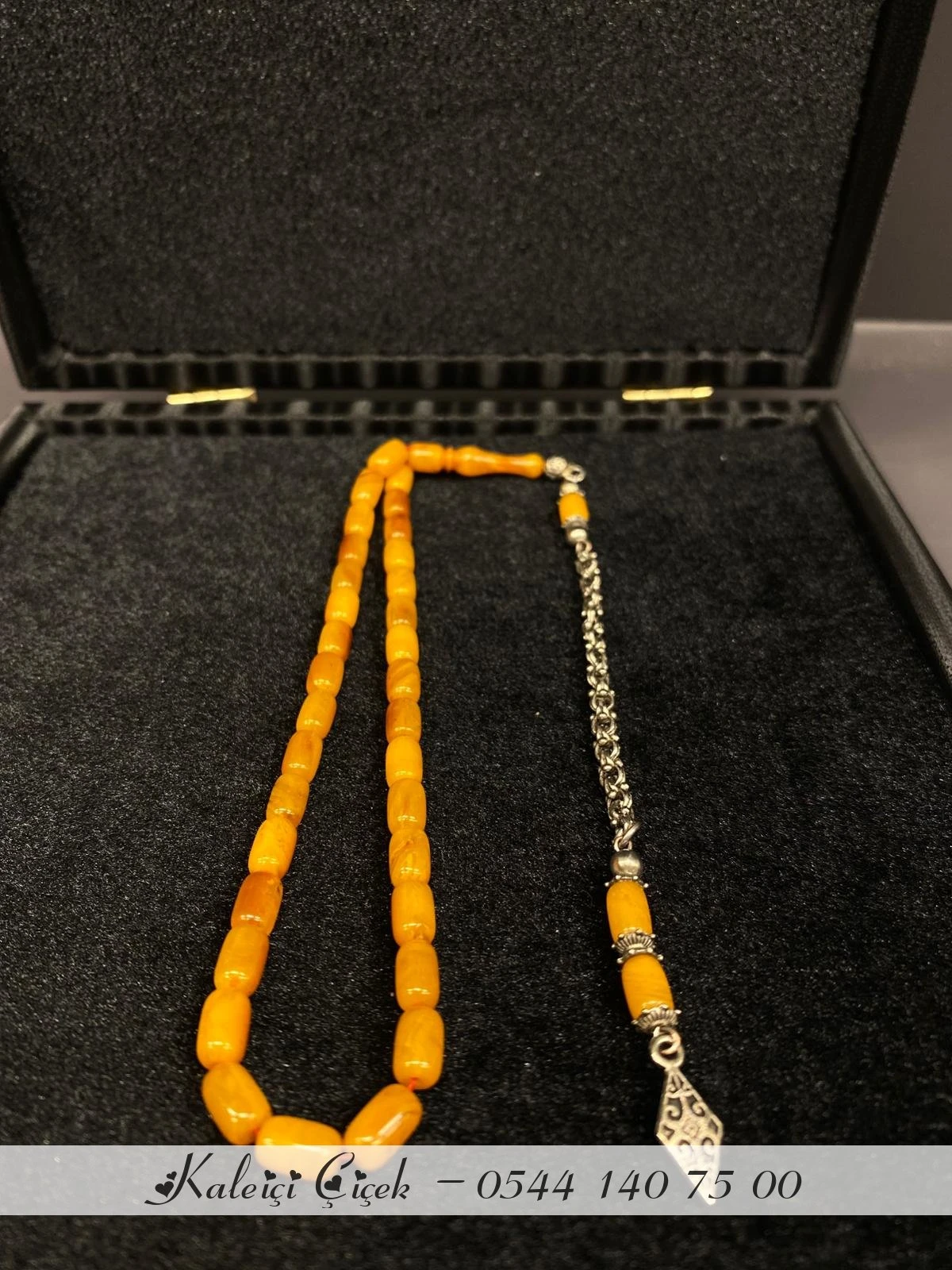 Sıkma Kehri̇bar Usta Kesi̇m