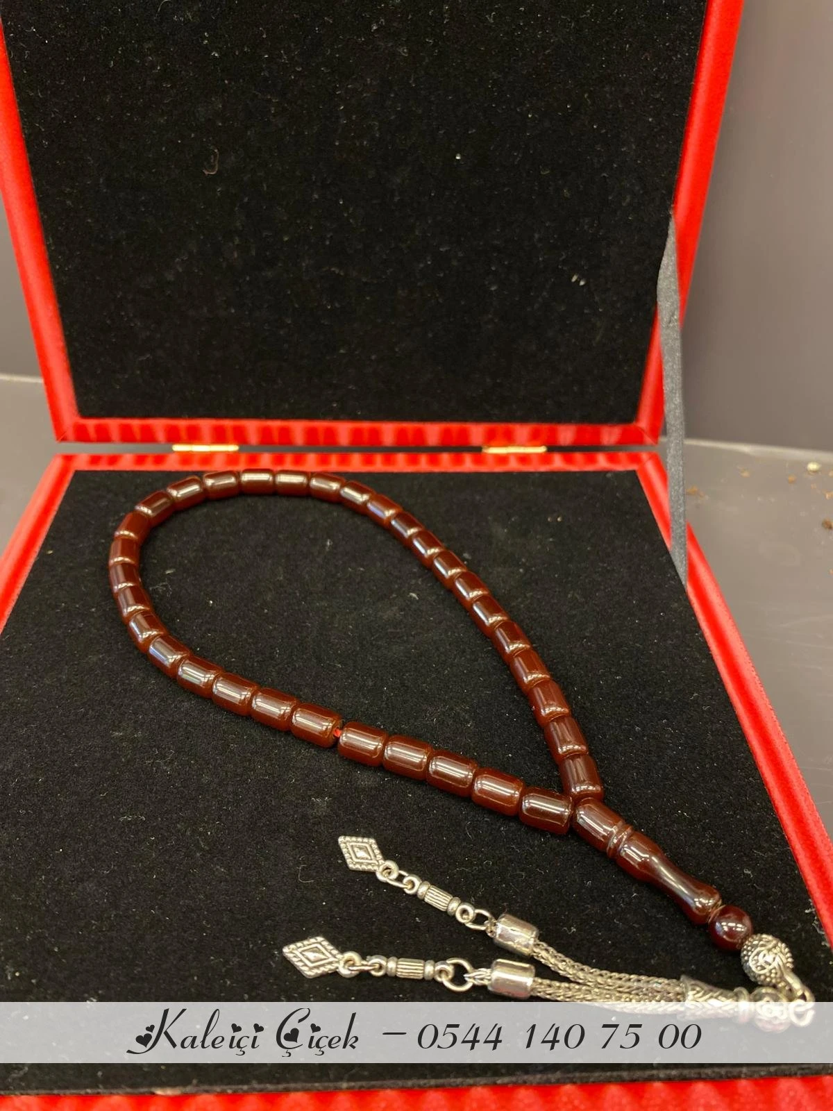 Sıkma Kehri̇bar Usta Kesi̇m