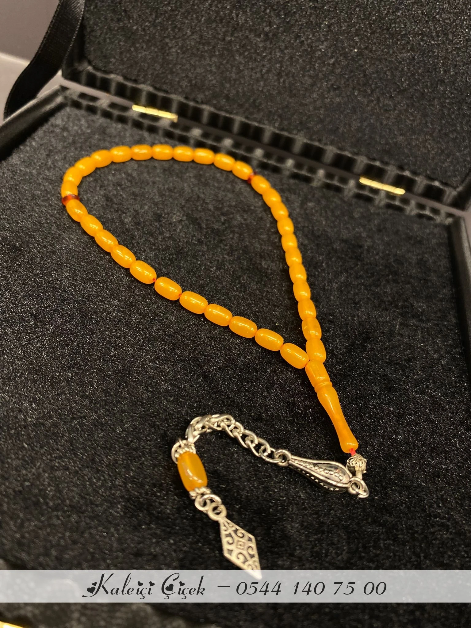 Sıkma Kehri̇bar Usta Kesi̇m