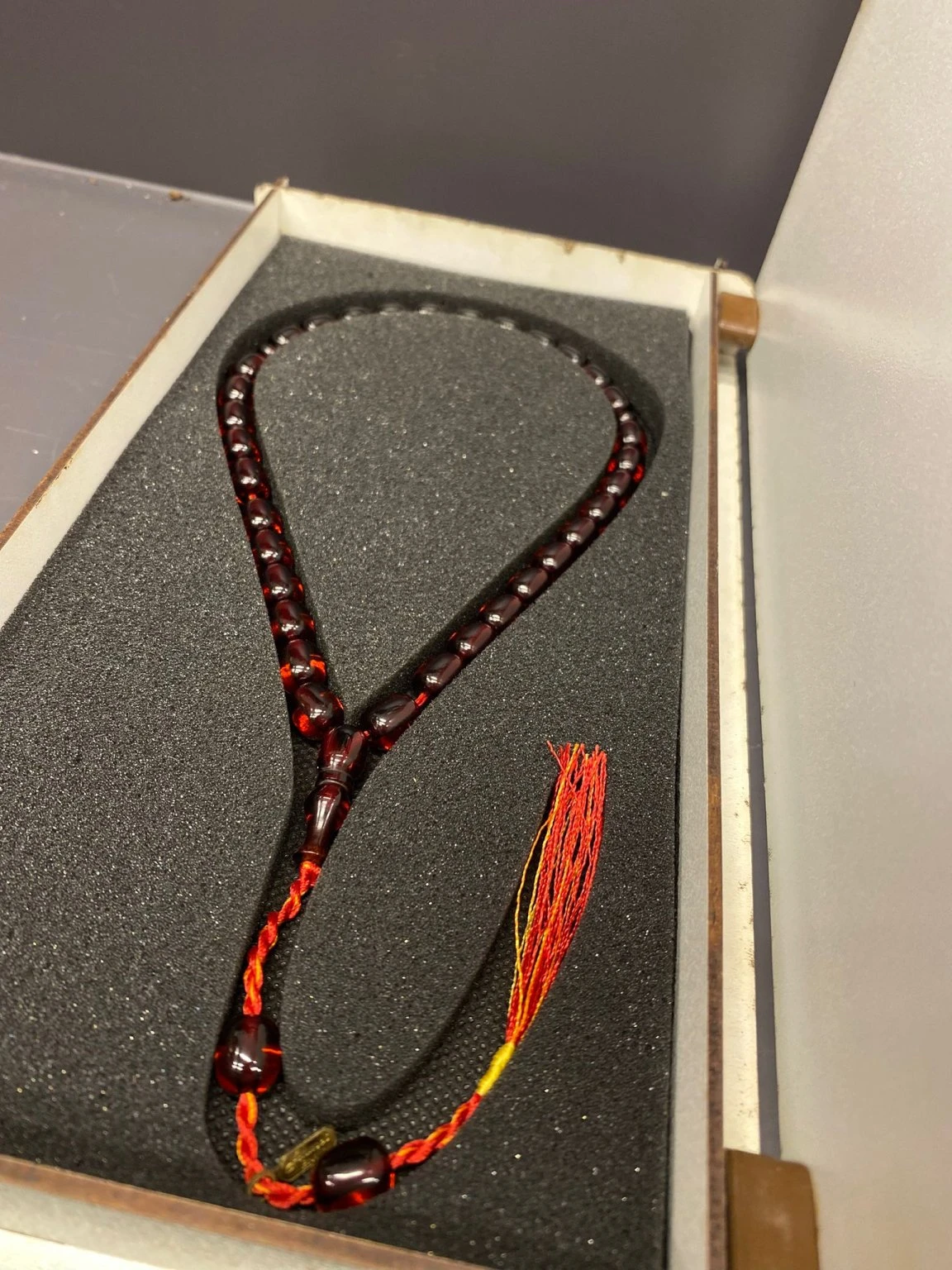 Ateş Kehri̇bar  Ahmet Emi̇n Usta Kesi̇m