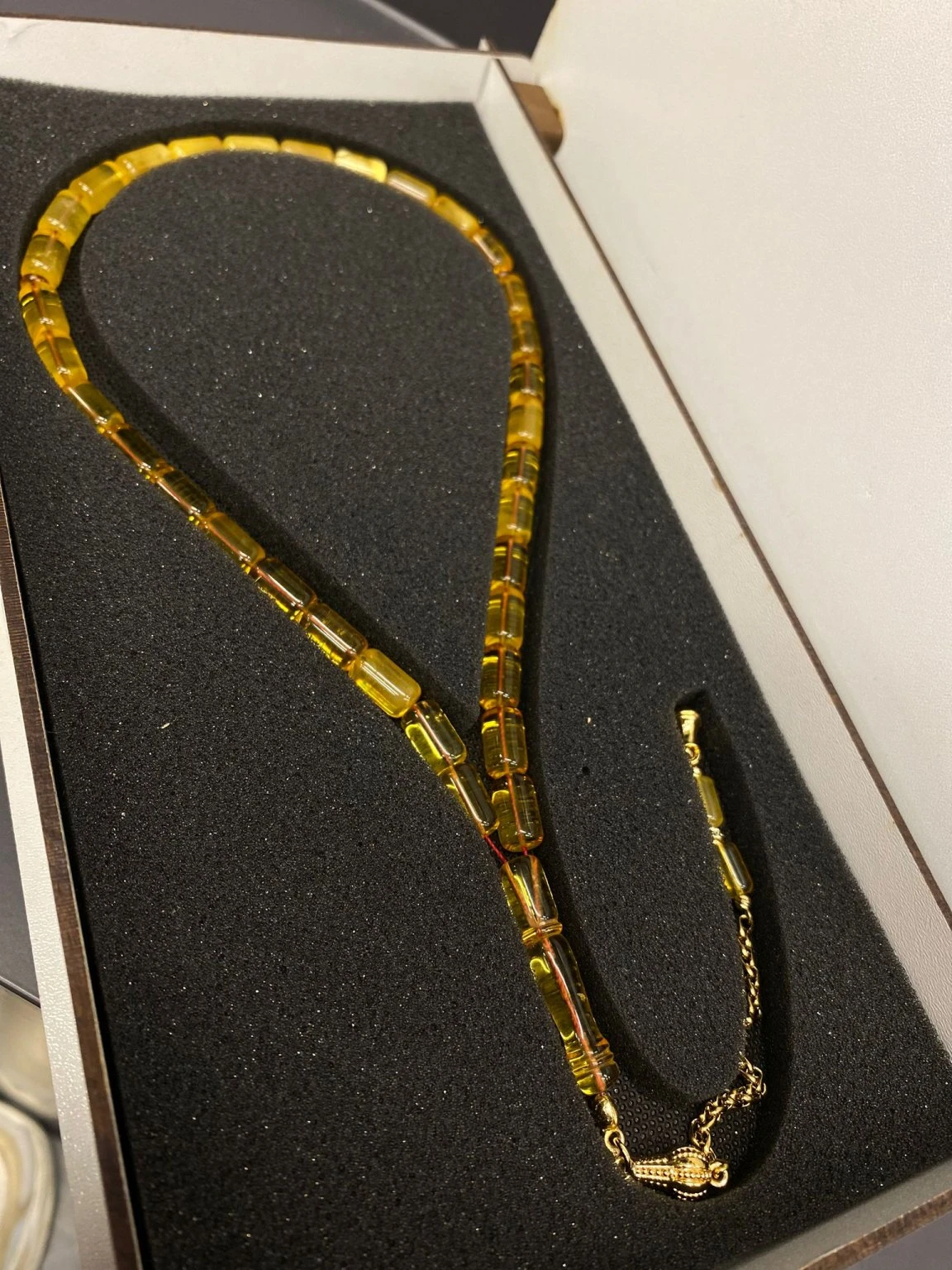 Damla Kehri̇bar Usta Kesi̇m